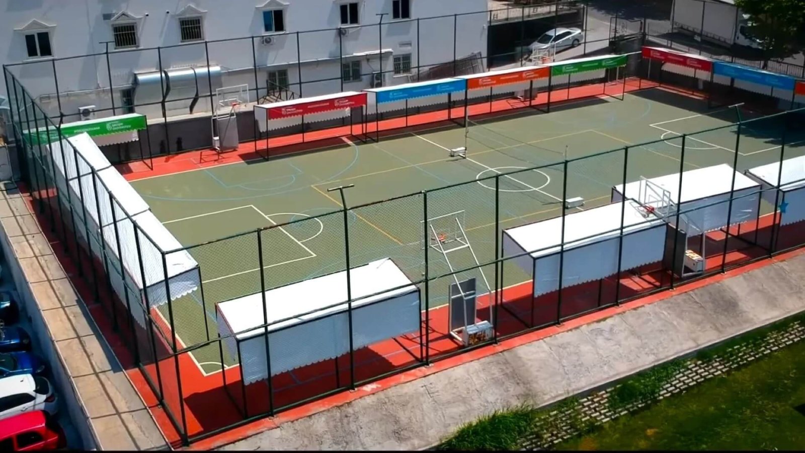 İstanbul Gelişim Üniversitesi Spor Alanı 