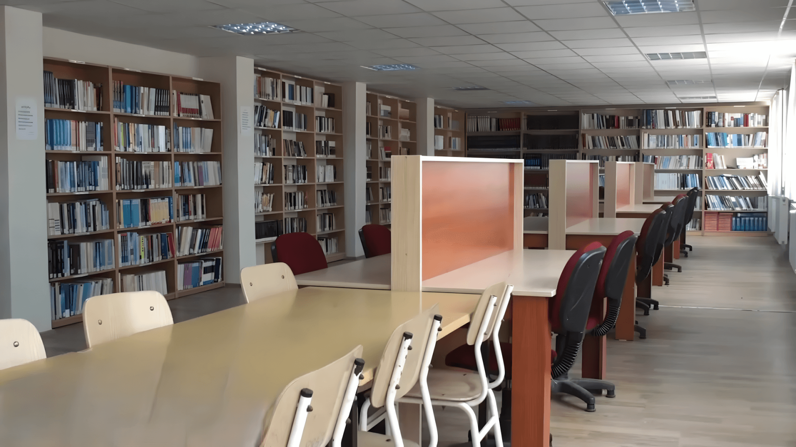Kahramanmaraş İstiklal Üniversitesi Kütüphane 1
