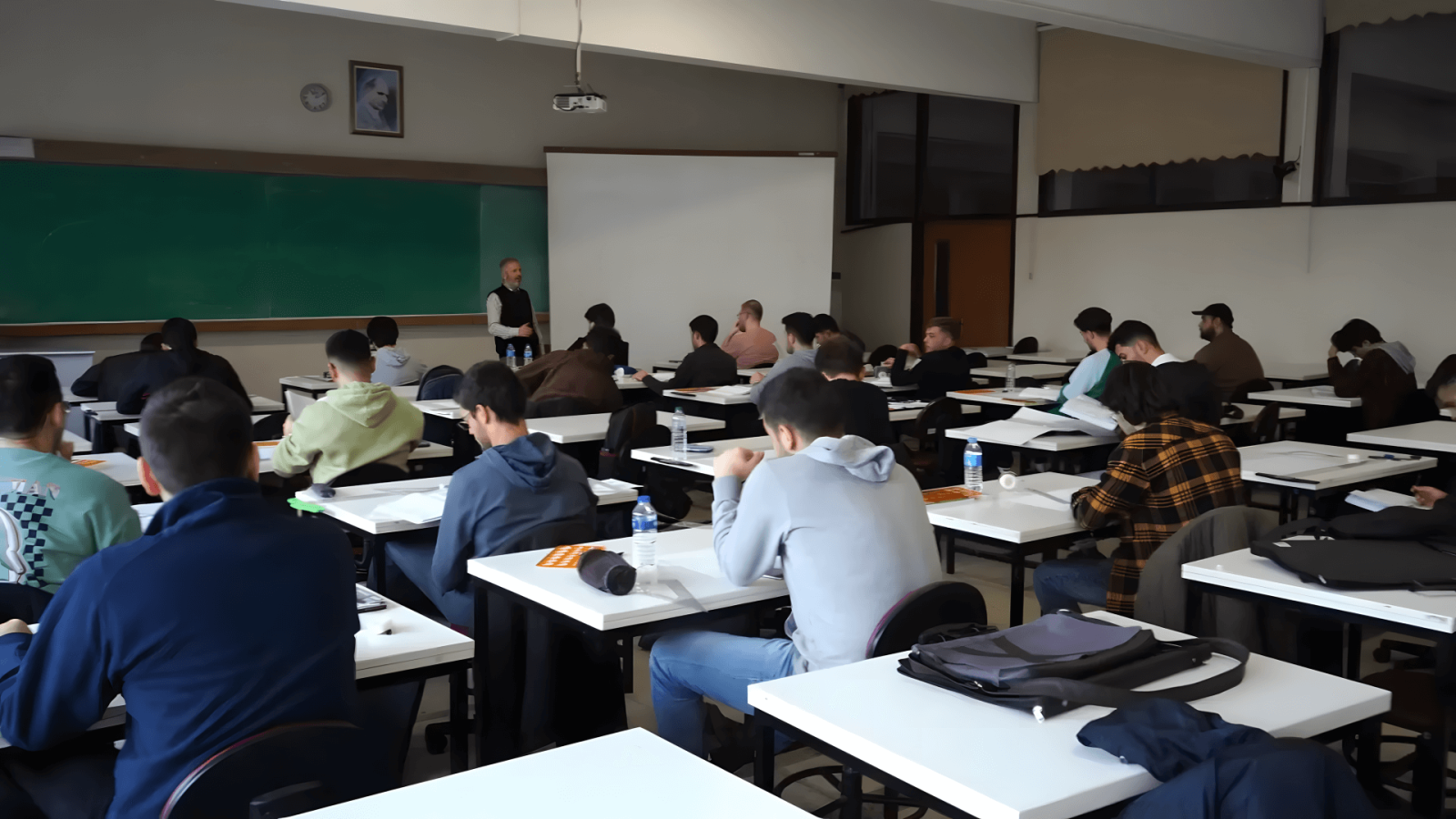 Karadeniz Teknik Üniversitesi Derslik 2
