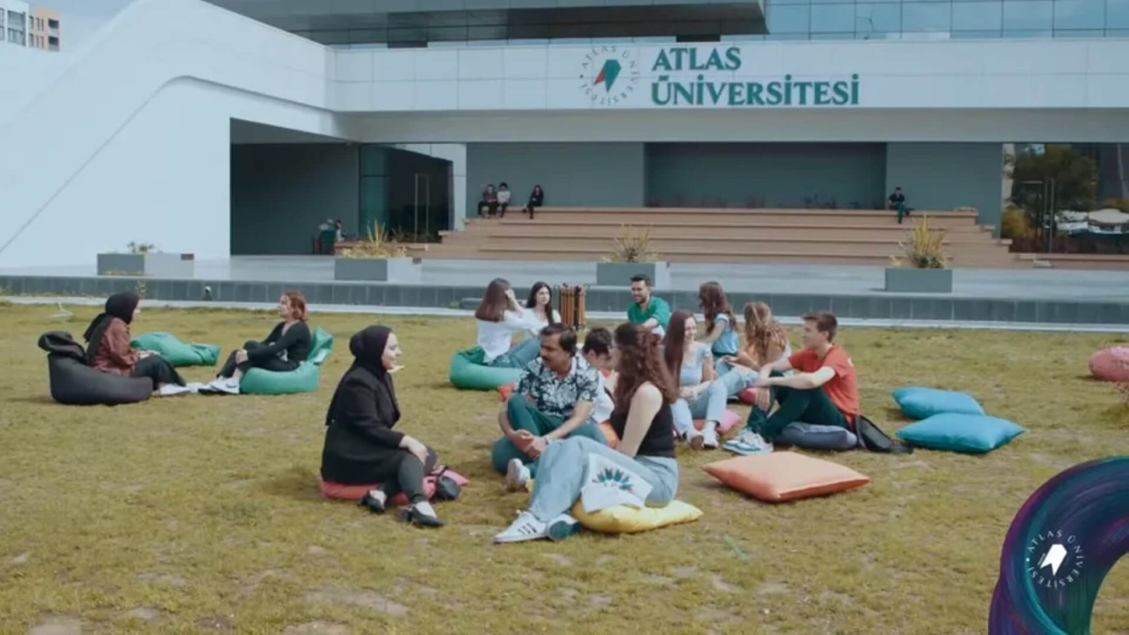 İstanbul Atlas Üniversitesi Kampüste Yaşam