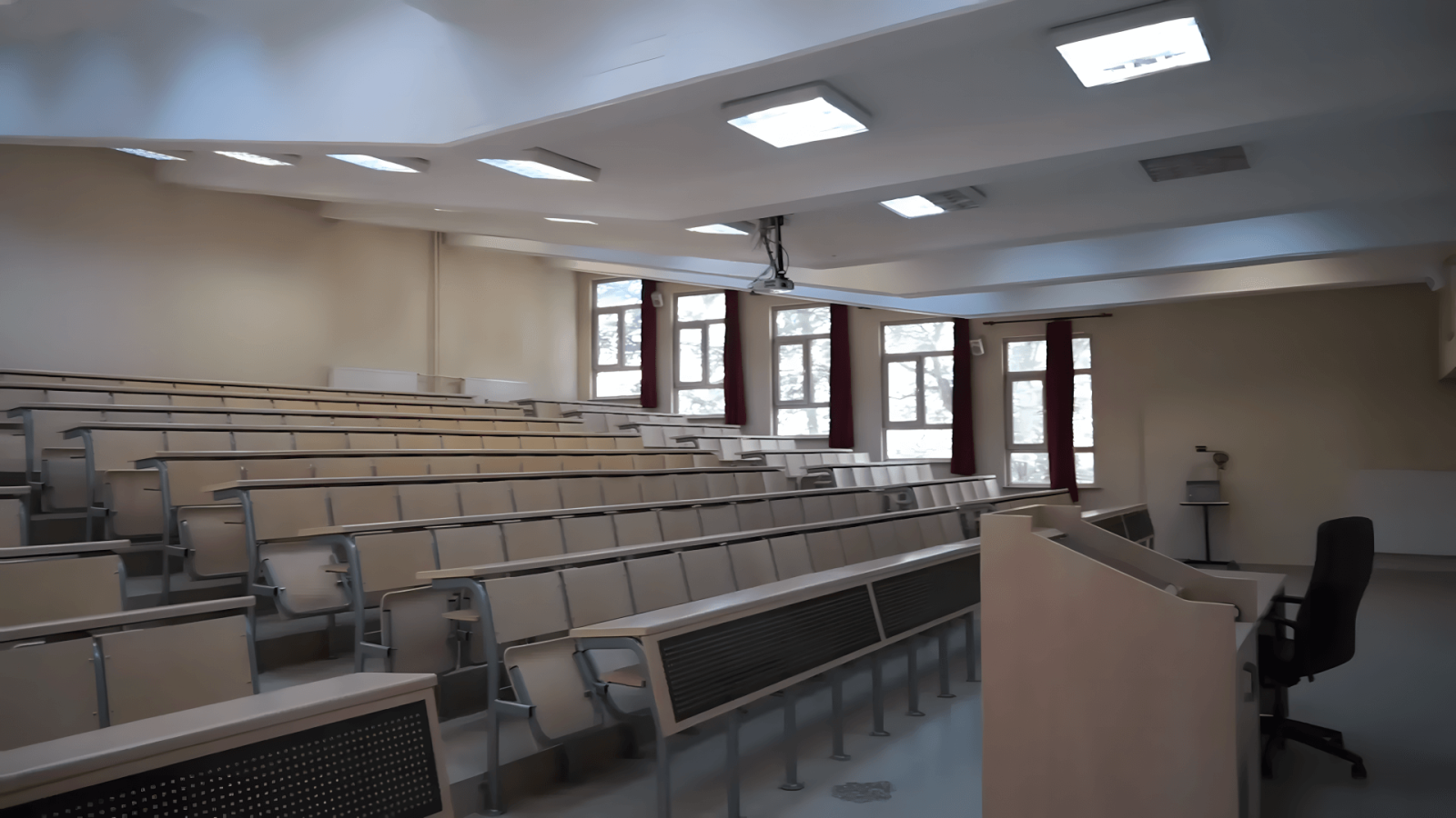 Hacettepe Üniversitesi Derslik 2
