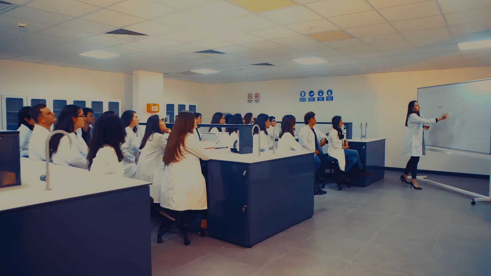 Lokman Hekim Üniversitesi Derslik 1