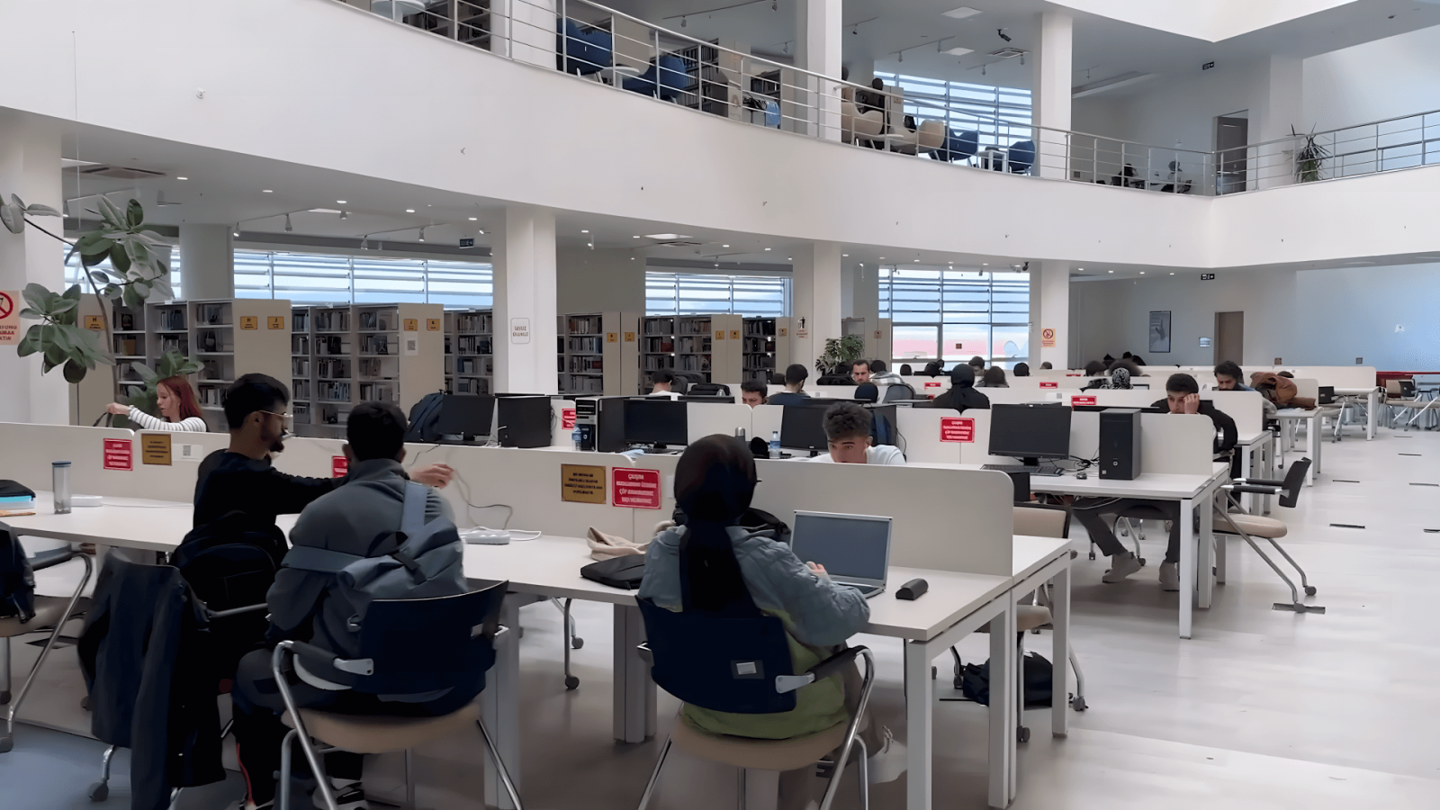 Kastamonu Üniversitesi Kütüphane 2