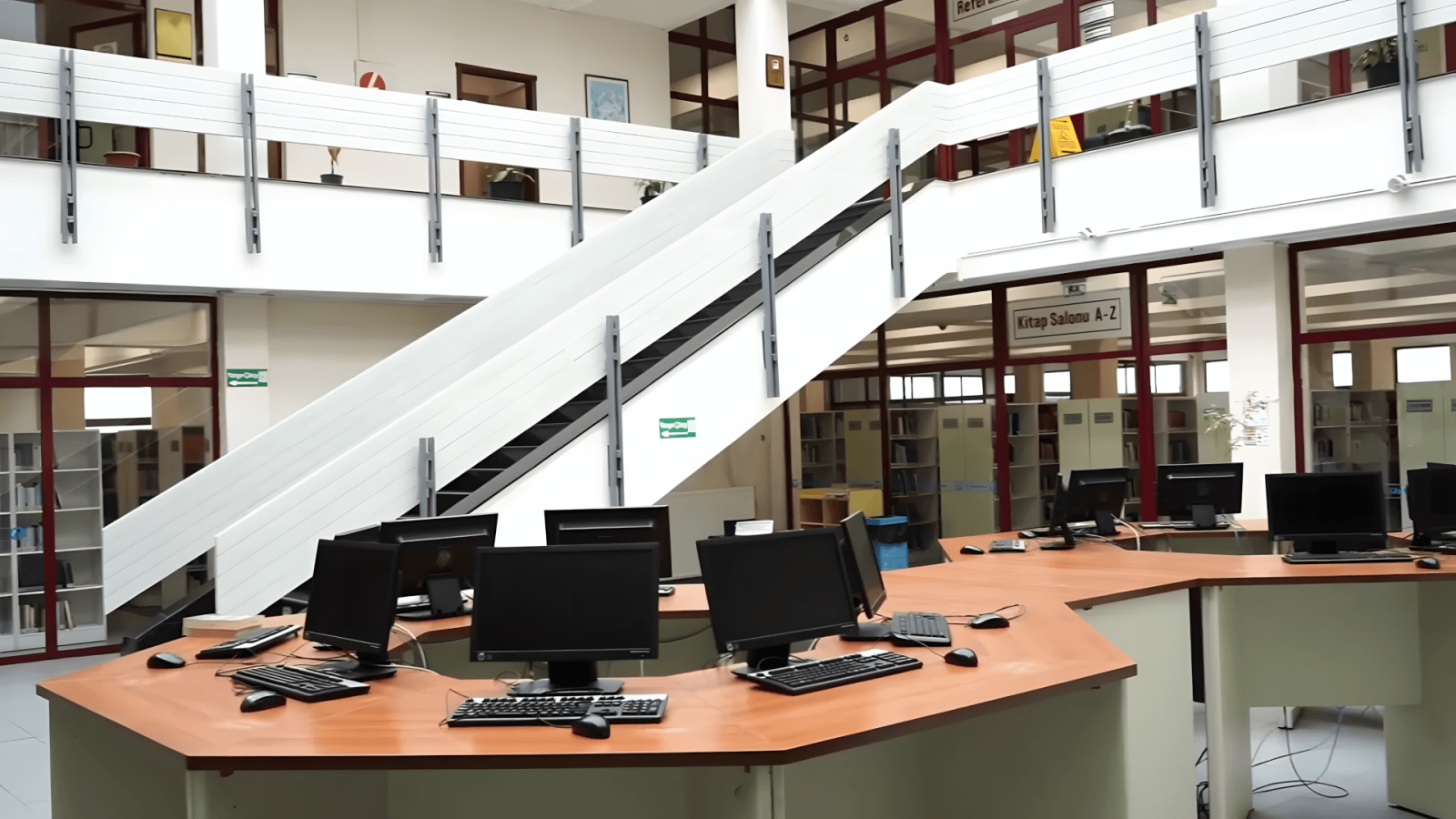 Karadeniz Teknik Üniversitesi Kütüphane 2