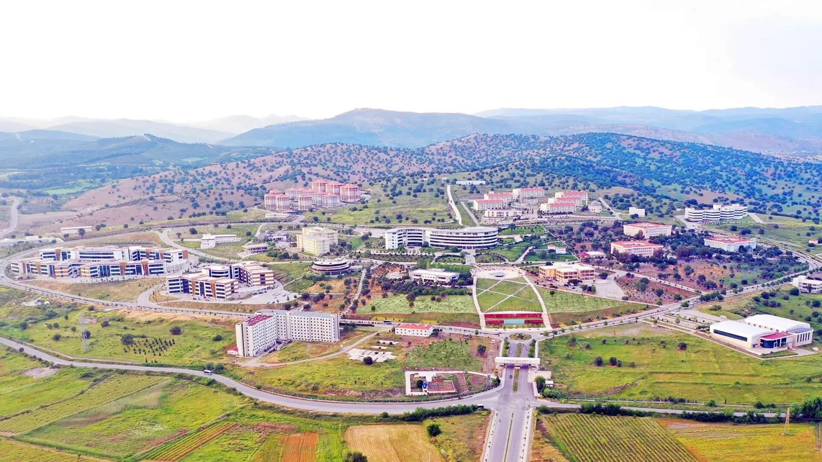 Manisa Celal Bayar Üniversitesi Derslik 2