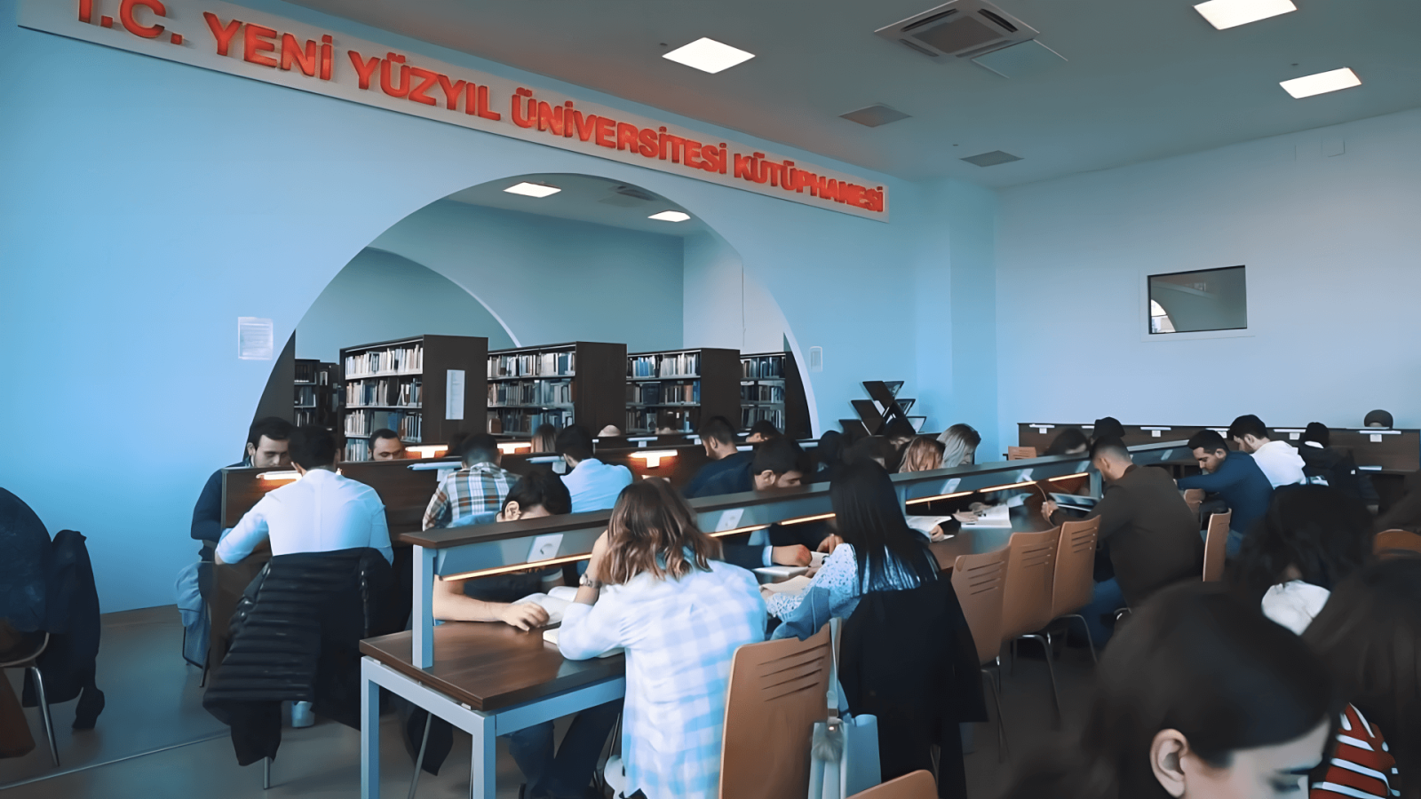 İstanbul Yeni Yüzyıl Üniversitesi Kütüphane