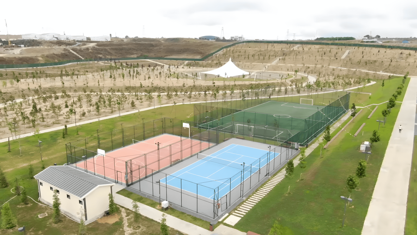 İbn Haldun Üniversitesi Spor Alanı 1