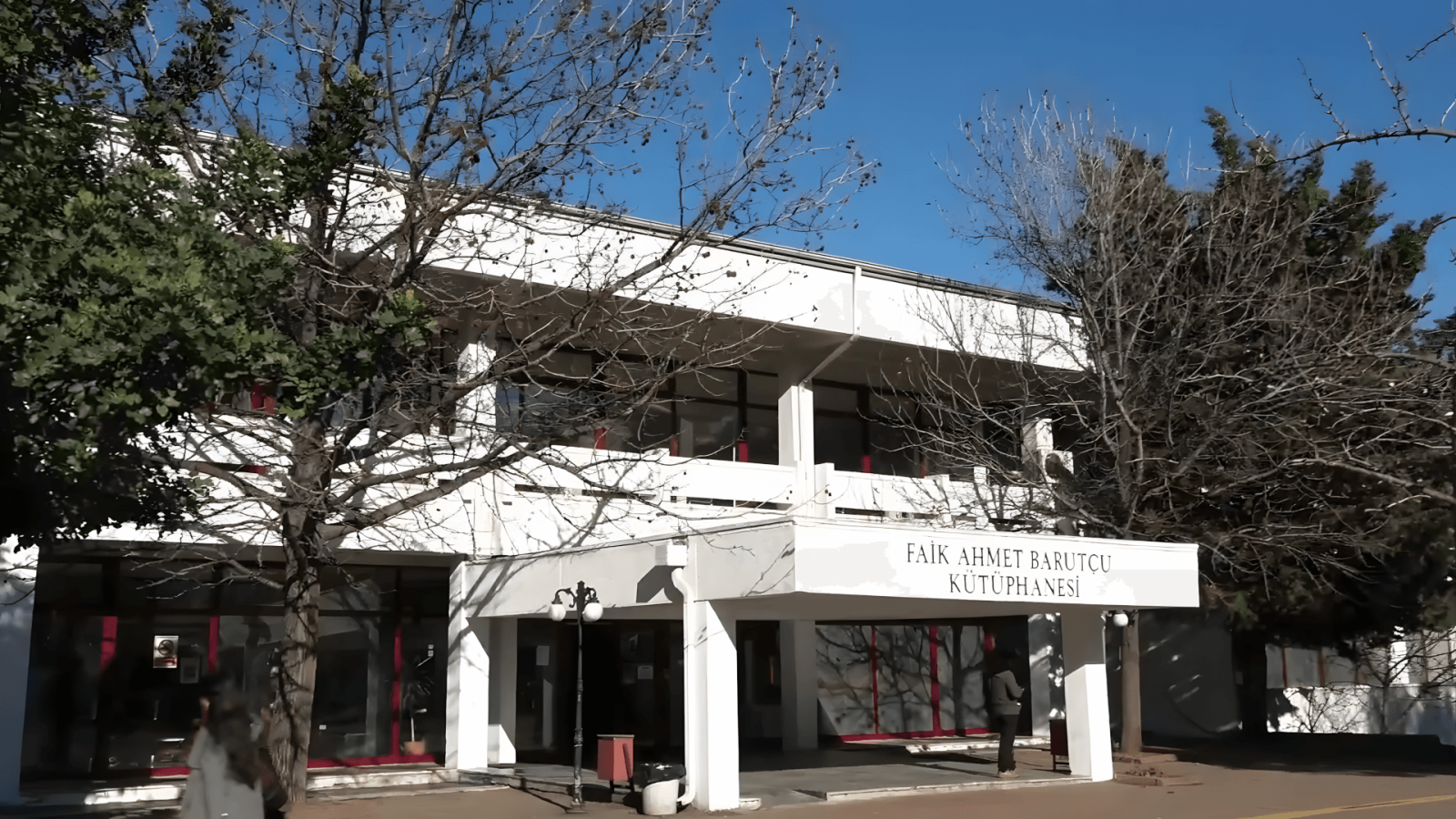 Karadeniz Teknik Üniversitesi Kütüphane 1