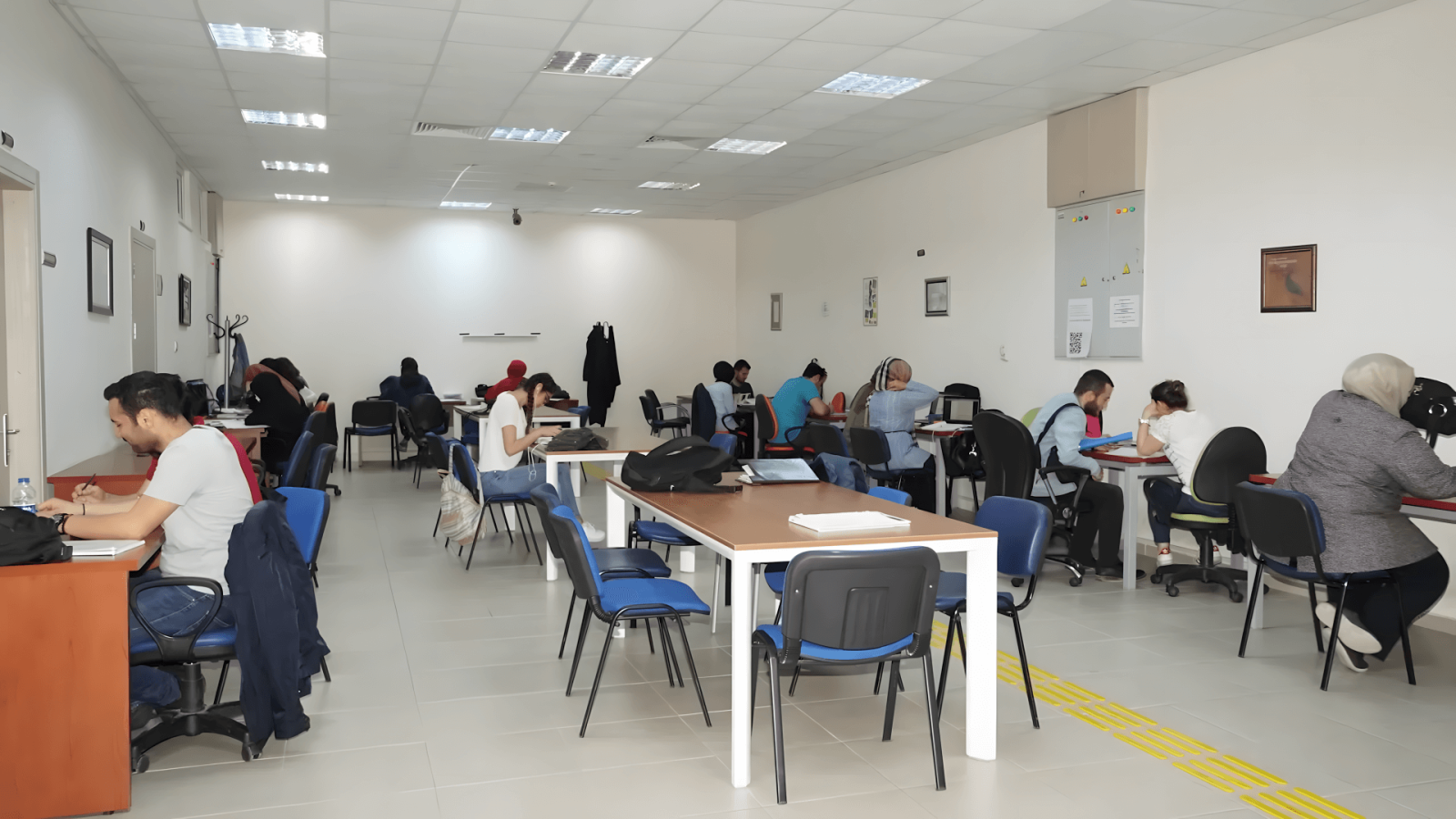 Yalova Üniversitesi Derslik