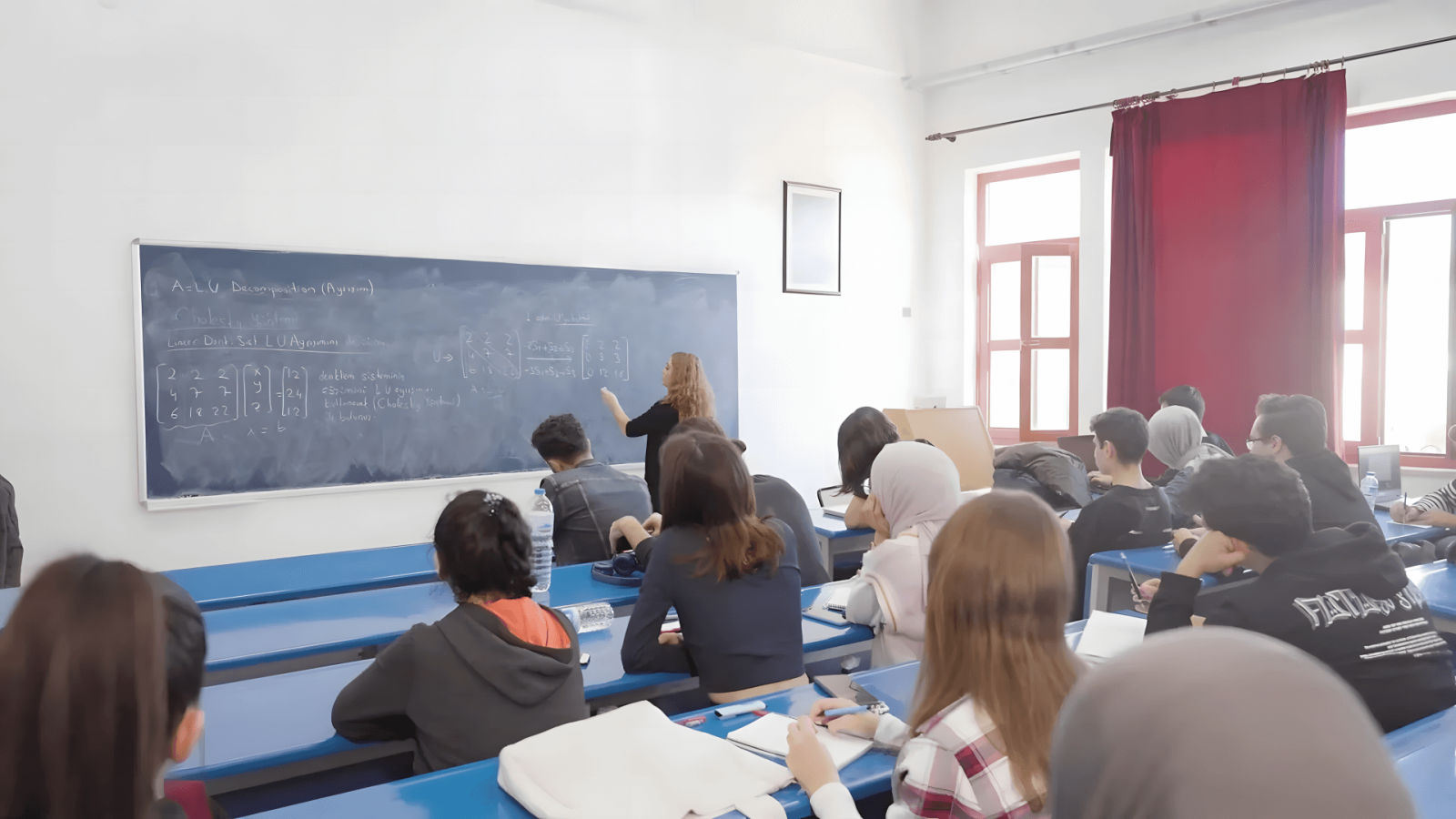 Kütahya Dumlupınar Üniversitesi Derslik1